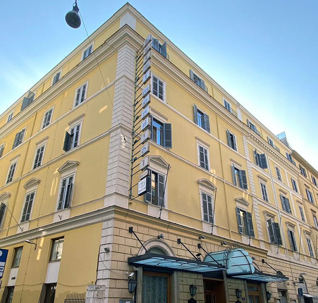 22OMNIA Hotels Hotel Mondial1