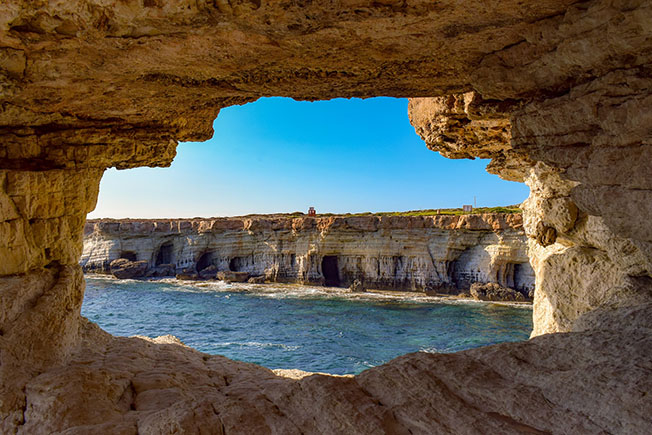 23Ciprosea caves