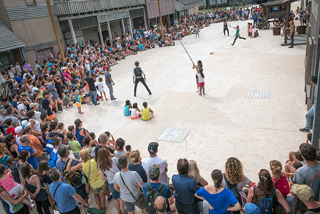 23FAR WEST Cinecittà World 2