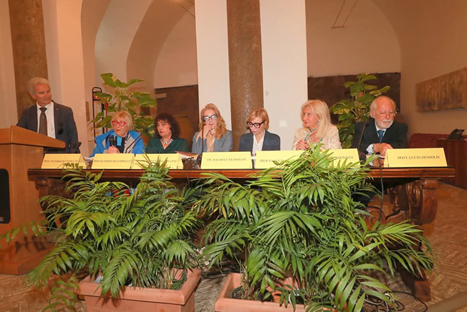 24Il palco con tutti i relatori