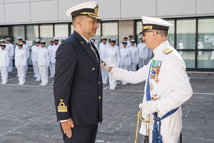 25Captain Sinisi 2 