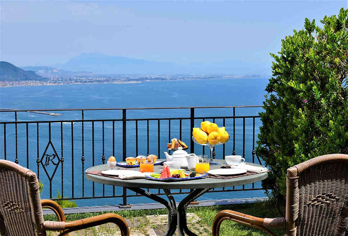 25HotelRaitoTerrace