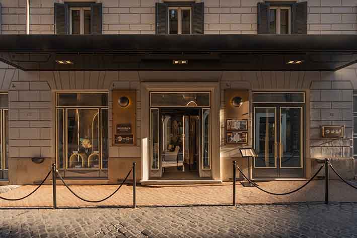 25The Pantheon Iconic Rome Hotel1