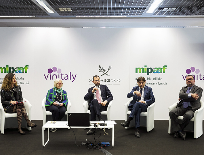 25VINITALY0057low
