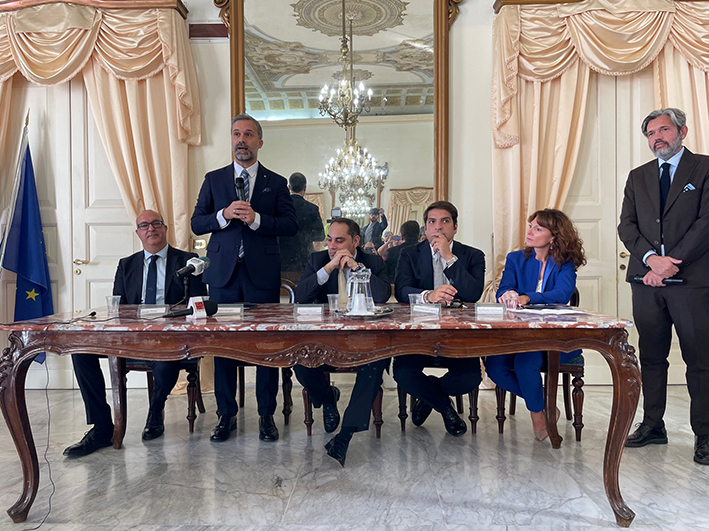 25costa conferenza taranto 2