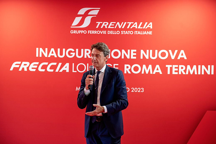 25freccialoungeTermini