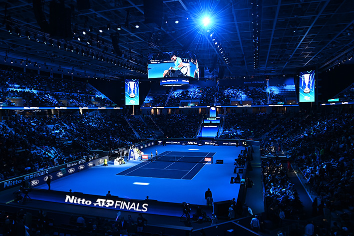 25spalti tennis