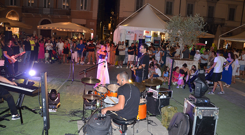28piazzaascoli