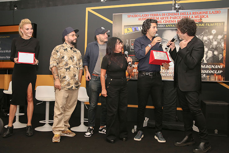 4Premio Max Gazzè YouNuts con Elisa Mariani e Fabrizio Pacifici