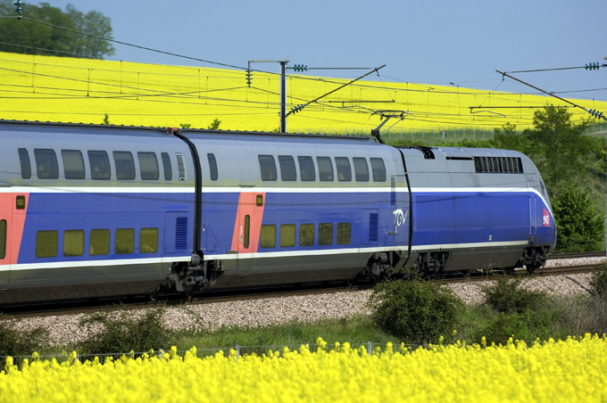 ARLESinTGV24