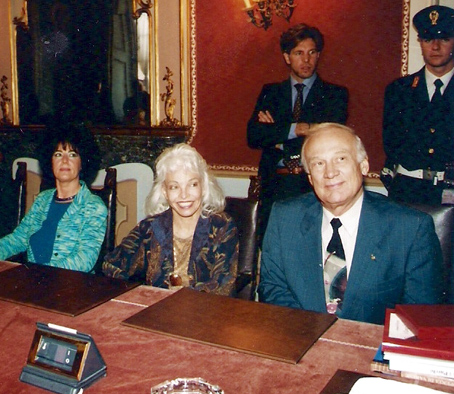 Aldrinmarinamoglie16VITA